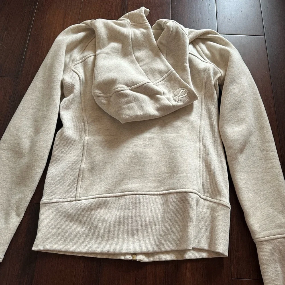 Lululemon Scuba Full Zip Hoodie - Picture 4 of 5